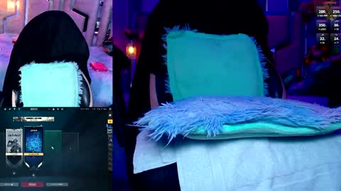 Snapshot of nicoleferrel chatting on 04-29-26, 06:03 Nicole online show from 04-29-26, 06:03