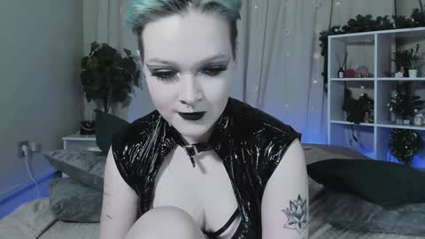 Snapshot of nicolefloret chatting on 01-11-25, 11:46 Nicole online show from 01-11-25, 11:46
