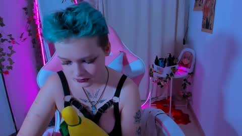 Snapshot of nicolefloret chatting on 02-01-25, 11:37 Nicole online show from 02-01-25, 11:37