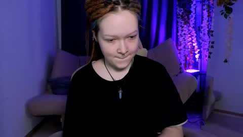 Snapshot of nicolefloret chatting on 03-06-25, 05:35 Nicole online show from 03-06-25, 05:35