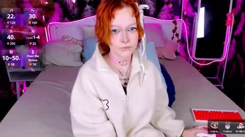 Snapshot of nicolefloret chatting on 09-25-25, 08:45 Nicole online show from 09-25-25, 08:45