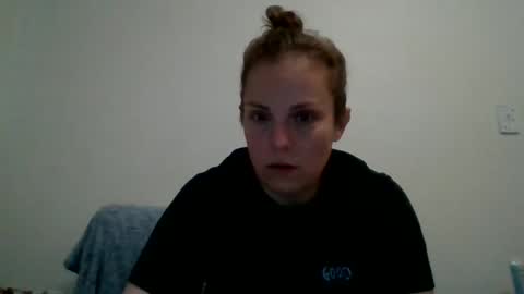 Snapshot of nicolegoodvibes00 chatting on 04-27-26, 11:25 Nicole online show from 04-27-26, 11:25