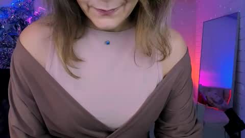 nicolehits online show from 10-07-25, 05:37