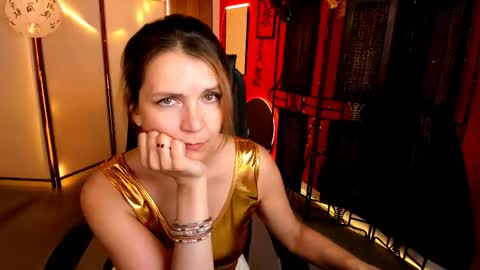 nicolehits online show from 05-21-26, 01:29