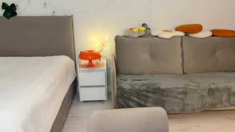 nicolekira online show from 05-25-26, 06:25
