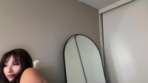 nicolelovesyou444 online show from 05-14-26, 06:47