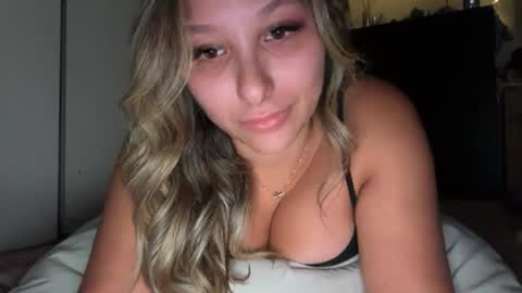 nicolelovesyou444 online show from 06-24-26, 05:01