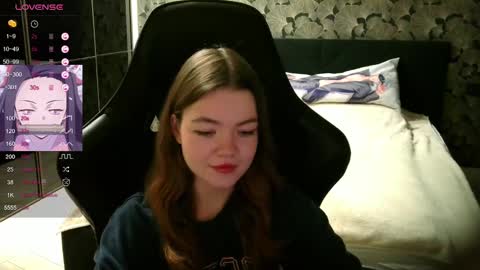Snapshot of nicolemeew chatting on 12-16-24, 07:54 NicoleMeew online show from 12-16-24, 07:54