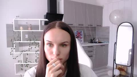 Nicole online show from 05-26-26, 07:26