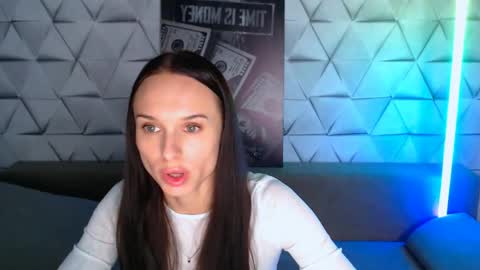 Nicole online show from 05-28-26, 07:00