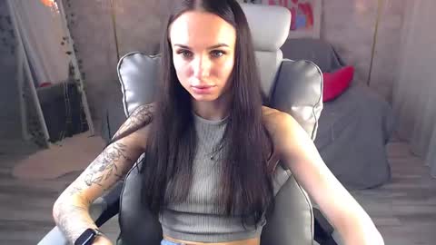Nicole online show from 06-03-26, 02:33