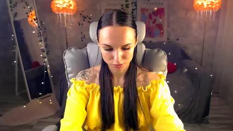 Nicole online show from 06-04-26, 04:35