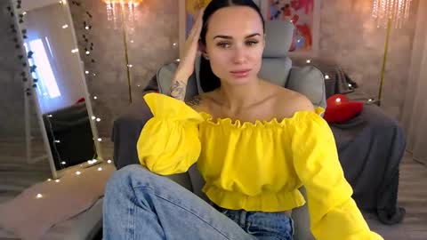 Nicole online show from 06-24-26, 04:17
