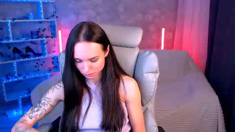 Nicole online show from 07-10-26, 05:37