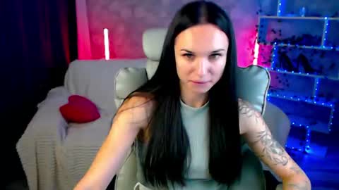 Nicole online show from 08-04-26, 06:10