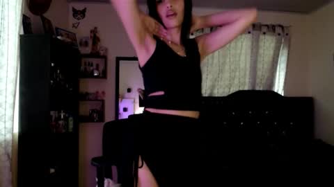 Nicole online show from 10-06-25, 10:40