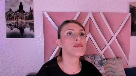 nicoll_89 online show from 04-24-26, 12:07
