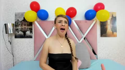 nicoll_89 online show from 06-28-26, 01:17