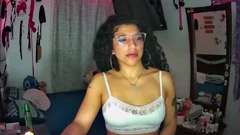 Nicoll Williams online show from 02-11-25, 06:08