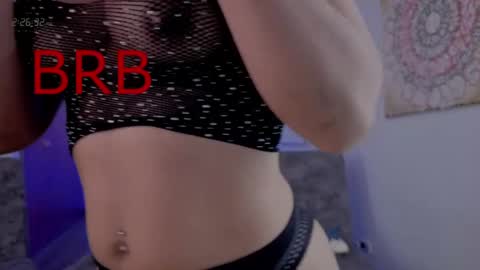 Nicoll  Independent model online show from 05-16-26, 06:32