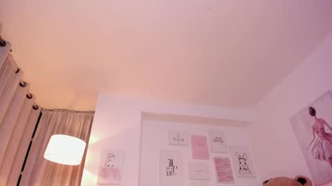 Snapshot of nicolle_foxy chatting on 02-20-25, 03:01 Nicolle online show from 02-20-25, 03:01
