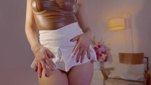 Snapshot of nicolle_mitchelle chatting on 02-17-26, 01:51 NEW instagram nicollemitchelle online show from 02-17-26, 01:51