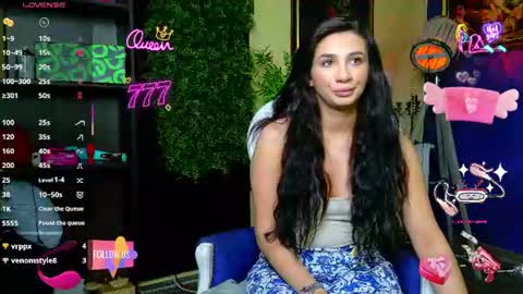 Nicolle online show from 06-12-26, 09:19