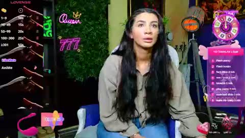 Nicolle online show from 06-17-26, 06:49