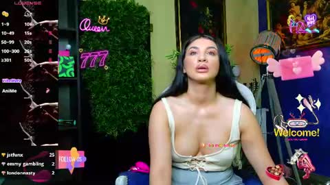 Nicolle online show from 06-24-26, 09:52