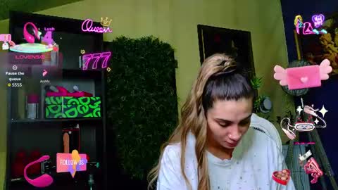 Nicolle online show from 07-01-26, 08:16