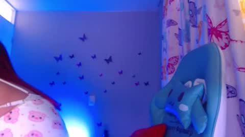 Nicolle Miley online show from 04-07-26, 08:31