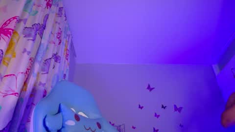 Nicolle Miley online show from 05-17-26, 02:42