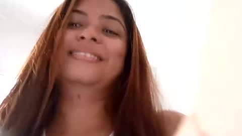 Snapshot of nicollgreen chatting on 09-23-25, 01:58 NicollGreen online show from 09-23-25, 01:58