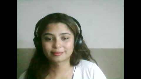 Snapshot of nicollgreen chatting on 09-24-25, 07:39 NicollGreen online show from 09-24-25, 07:39