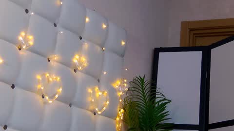 Snapshot of nicolros chatting on 01-11-25, 01:32 NicolRos online show from 01-11-25, 01:32