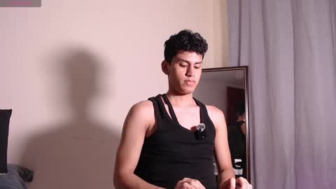 Snapshot of nicoymark1 chatting on 12-02-25, 05:02 Nico y Mark online show from 12-02-25, 05:02