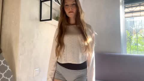 Agata online show from 04-18-26, 05:22