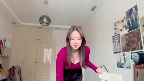 Snapshot of nievesshippey chatting on 03-12-26, 07:36 Hanna online show from 03-12-26, 07:36