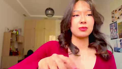 Snapshot of nievesshippey chatting on 04-20-26, 07:44 Hanna online show from 04-20-26, 07:44