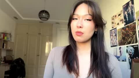 Snapshot of nievesshippey chatting on 04-30-26, 09:59 Hanna online show from 04-30-26, 09:59