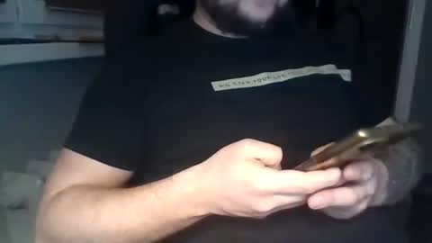 Snapshot of niewidoczny26 chatting on 12-14-24, 02:45 Niewidoczny online show from 12-14-24, 02:45