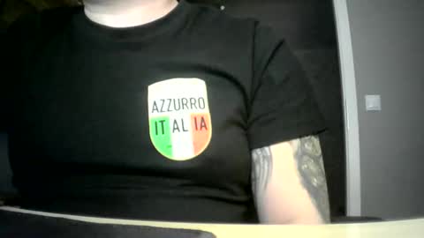 Snapshot of niewidoczny26 chatting on 03-07-25, 09:59 Niewidoczny online show from 03-07-25, 09:59