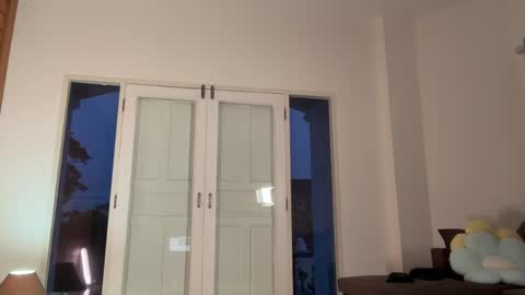 Aurora online show from 04-20-26, 11:46