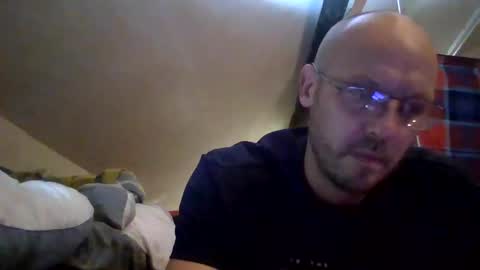 Snapshot of nighttime654539 chatting on 12-24-24, 06:39 nighttime online show from 12-24-24, 06:39