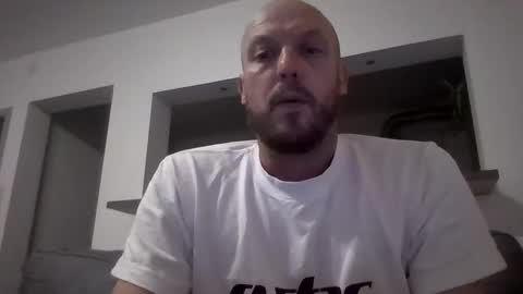 Snapshot of nighttime654539 chatting on 09-29-25, 05:40 nighttime online show from 09-29-25, 05:40