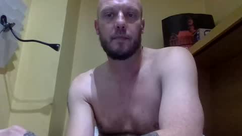 Snapshot of nighttime654539 chatting on 10-14-25, 07:03 nighttime online show from 10-14-25, 07:03