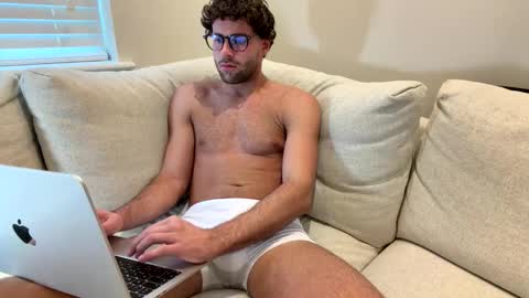 Snapshot of nightvyre chatting on 03-01-26, 03:58 nightvyre online show from 03-01-26, 03:58