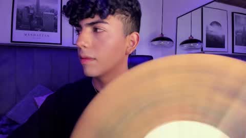 niick_twink online show from 12-17-25, 08:26