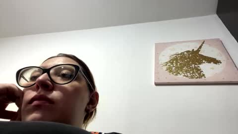 Anni online show from 02-01-25, 01:09