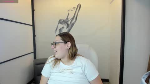 Anni online show from 02-03-25, 10:00